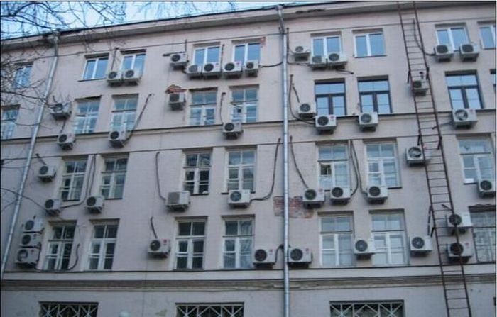 Установка систем кондиционирования под запретом для московских фасадов зданий